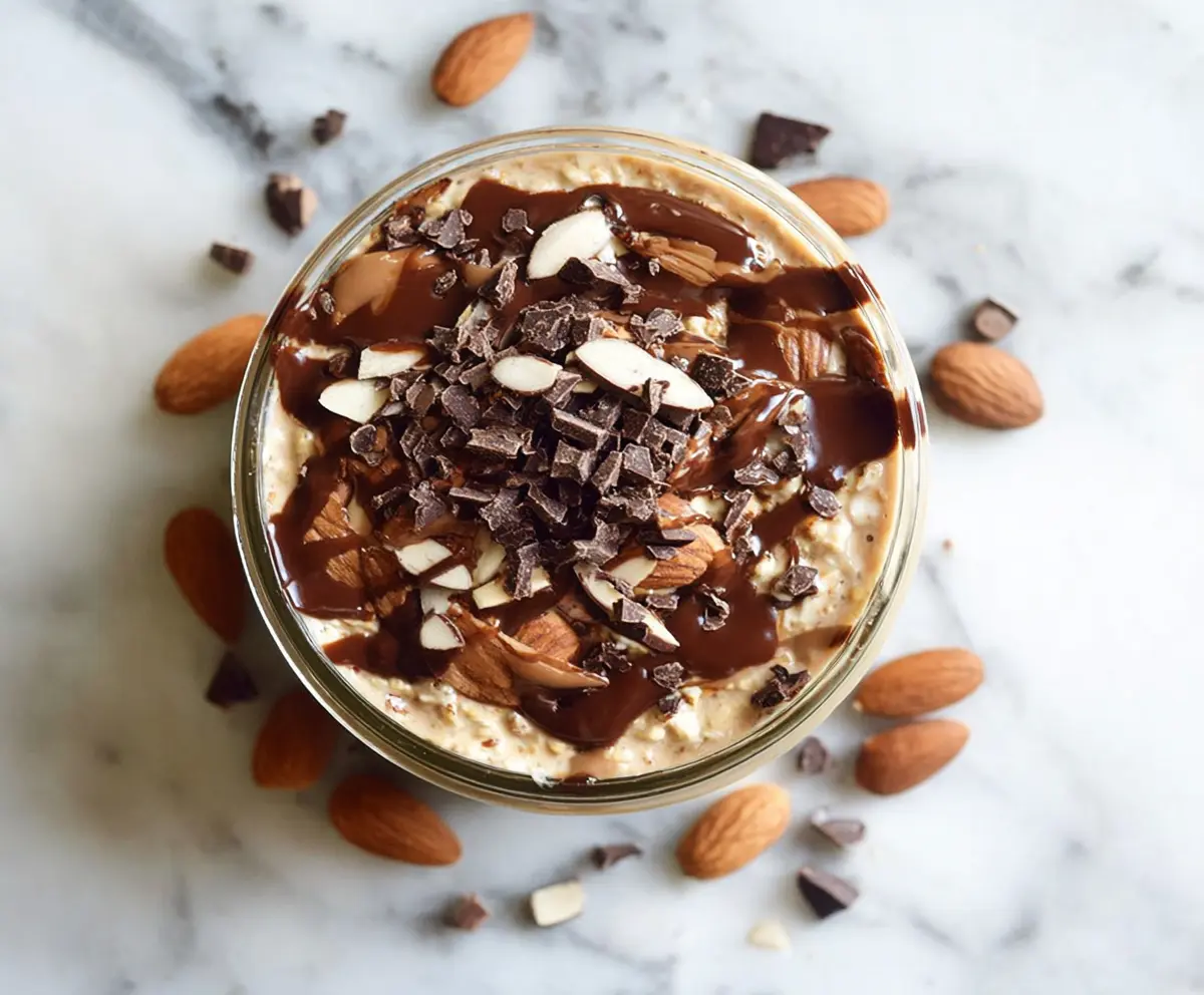 Almond And Dark Chocolate Overnight Oats