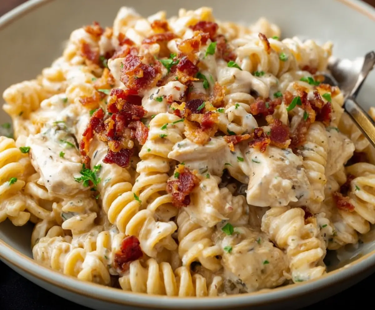 Delicious Chicken Bacon Ranch Pasta Recipe