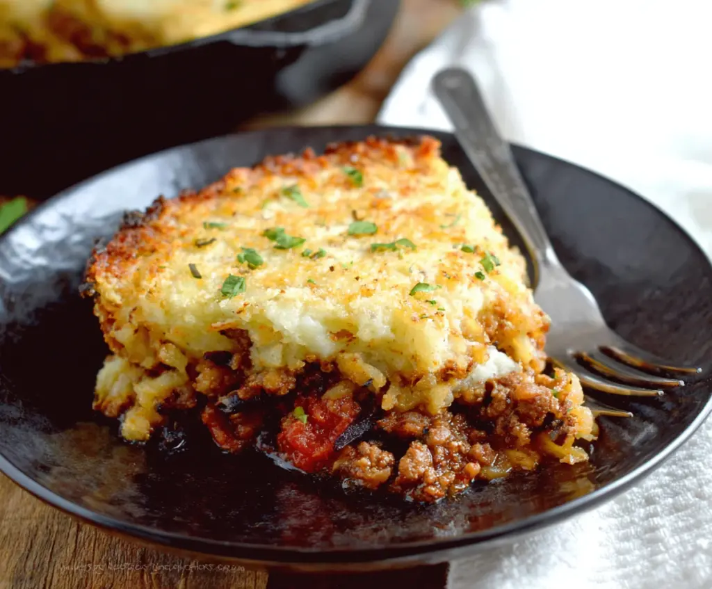 Delicious Hash Brown Shepherd's Pie with crispy potato topping and hearty filling